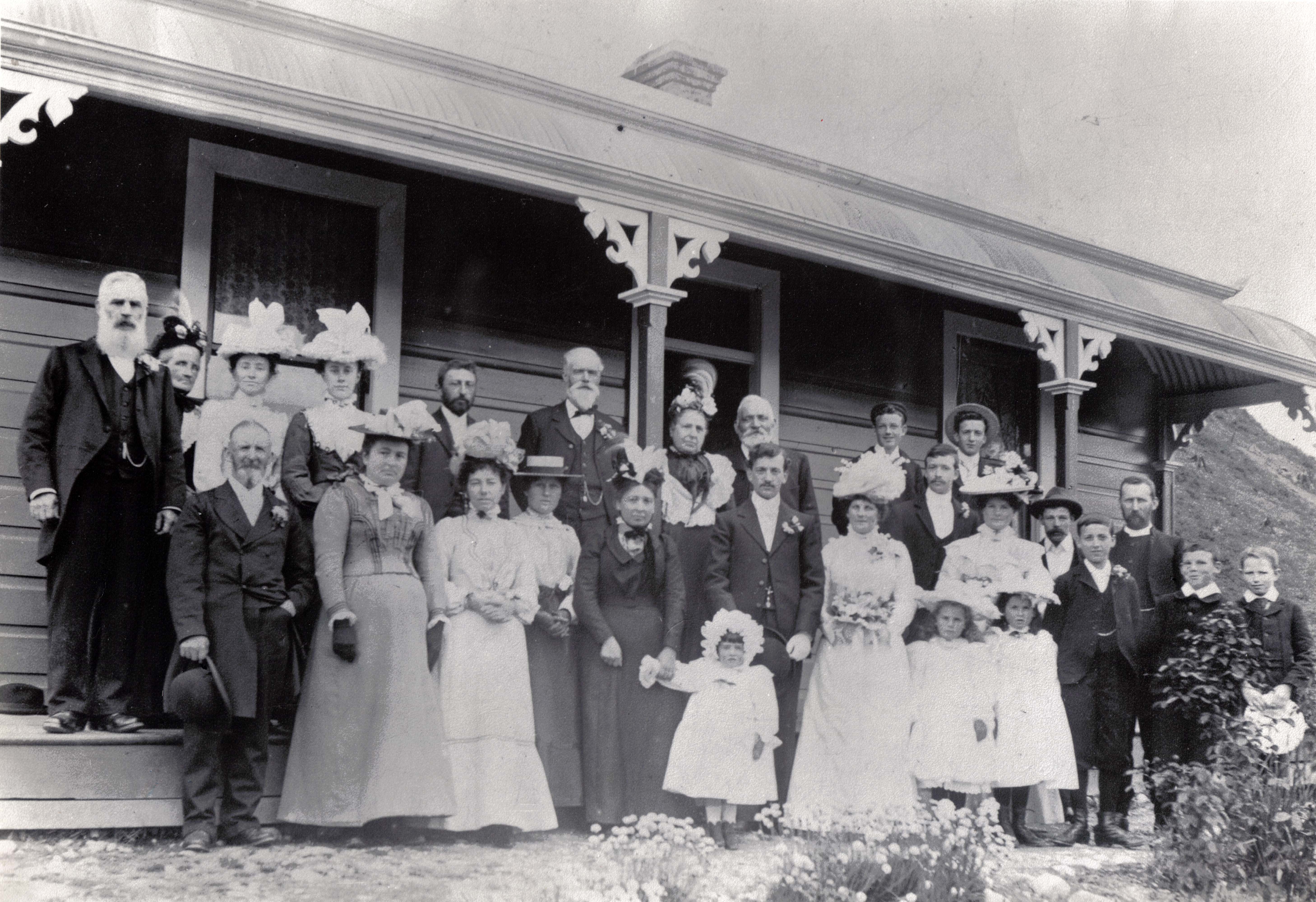 Lawn family 1901
